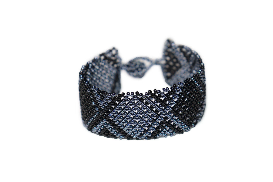 Hand-made African Beaded Bracelet | Black/Ash Gray